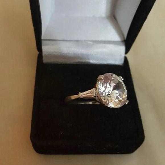 925 lab created diamond ring - Picture 2 of 2